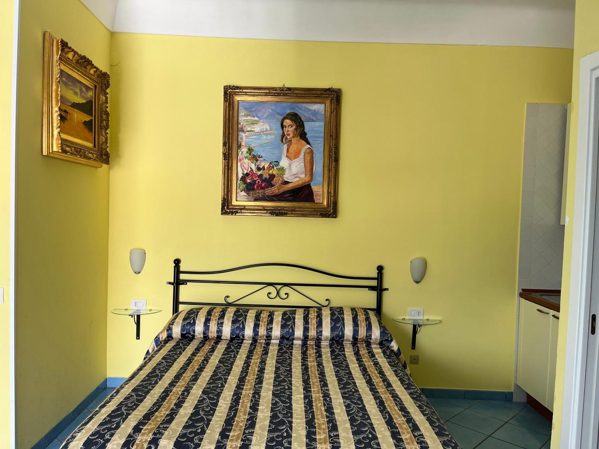 Bed and Breakfast Dimora Carlo III Виетри Экстерьер фото