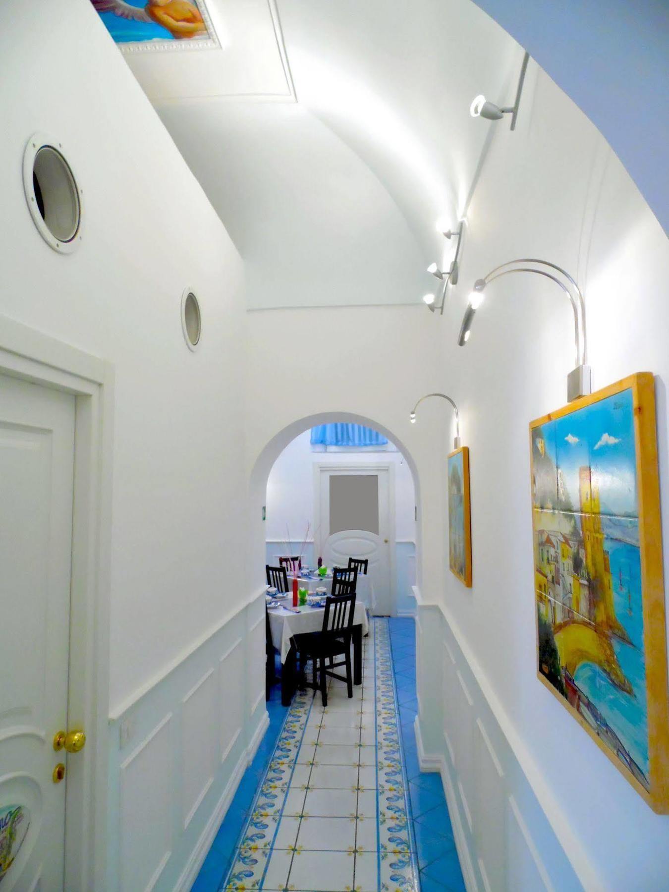 Bed and Breakfast Dimora Carlo III Виетри Экстерьер фото